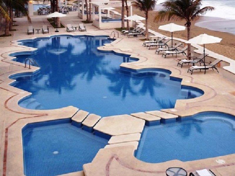 Camino Real Manzanillo Hotel Buitenkant foto
